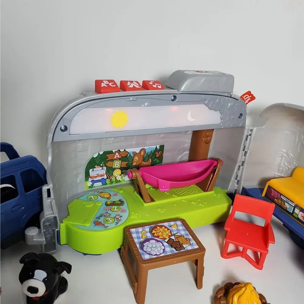 Fisher-Price Little People Camper Trailer & SUV Set w/ Eddie Mattel 2021
